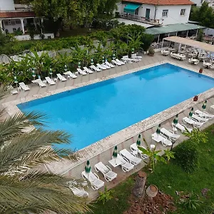 Al Borgo Village Aparthotel